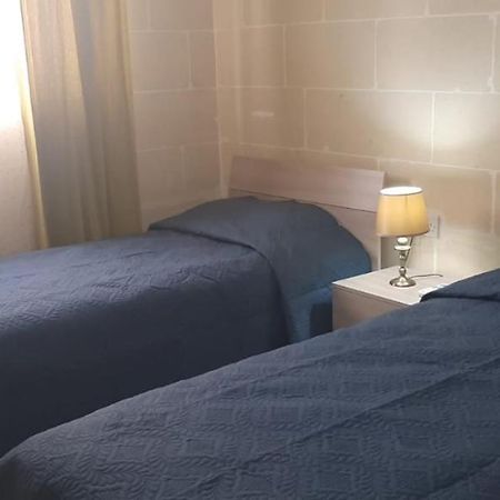 Your Basic Lodging Gozo 马萨佛恩 外观 照片