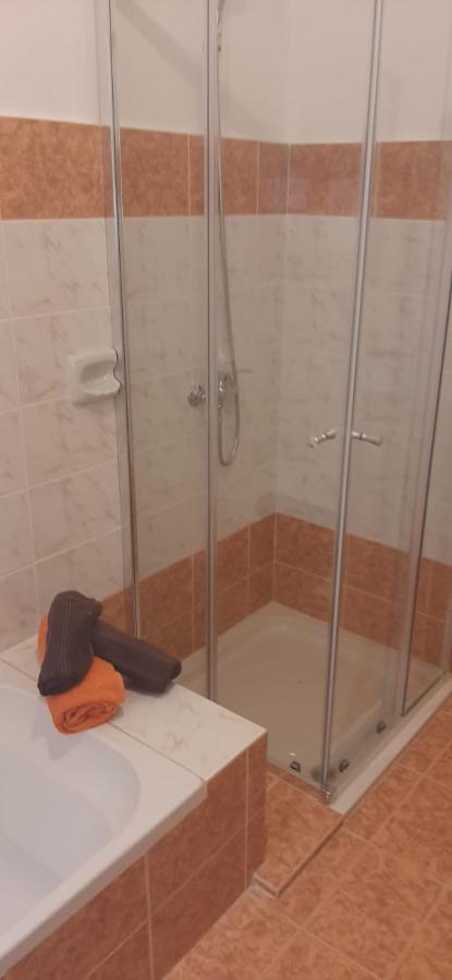 Your Basic Lodging Gozo 马萨佛恩 外观 照片
